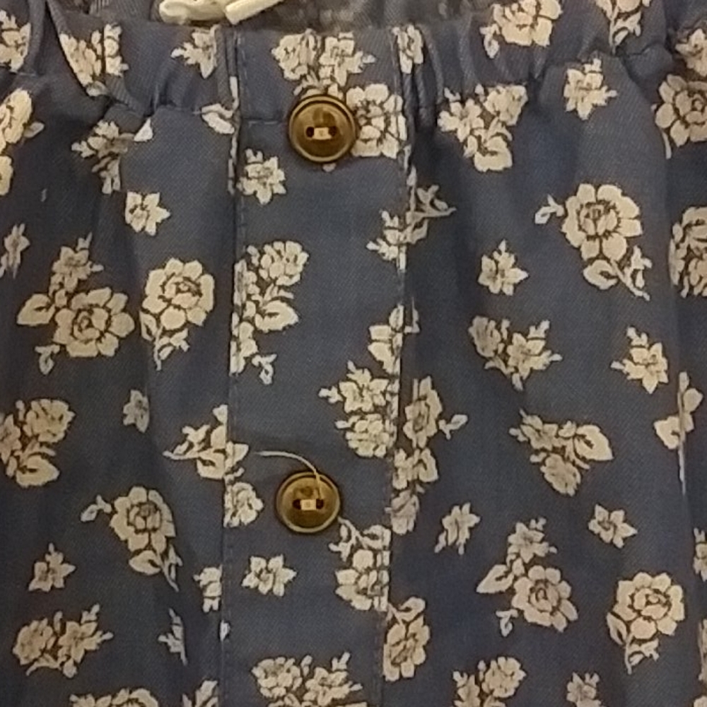Full Tilt Floral off the shoulder Crop Top - Picture 4 of 4